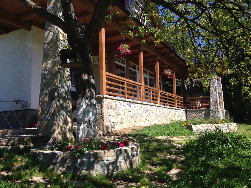 Cottage Familiya Werchowyna Exterior foto